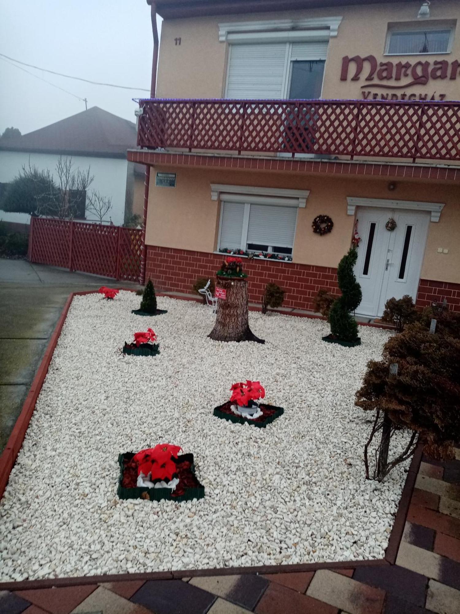 Margaret Apartman Egerszalók Exterior foto