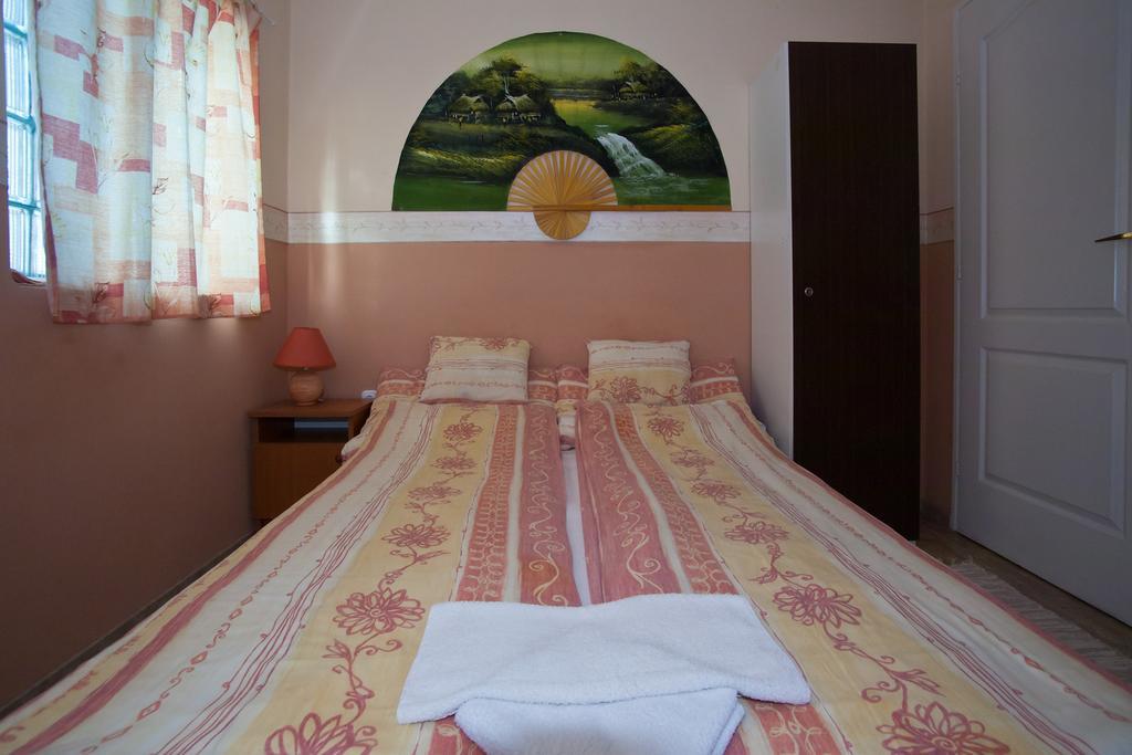 Margaret Apartman Egerszalók Quarto foto